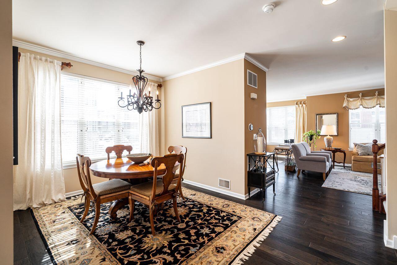 3870 South Lake DRIVE 1102