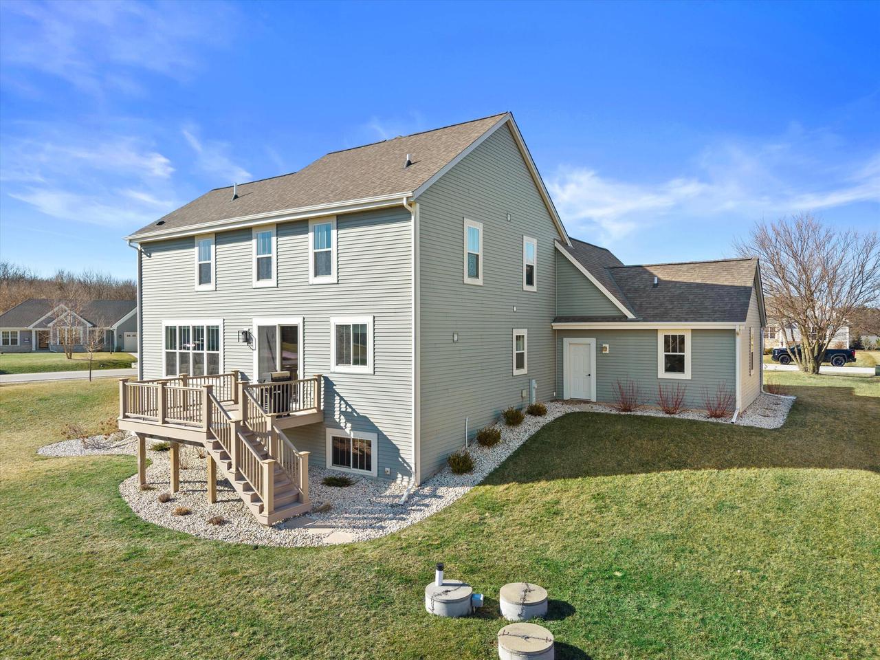 W222S3988 Timm DRIVE