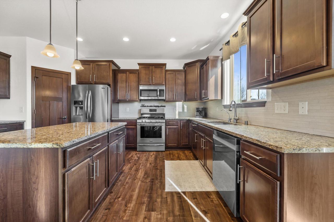 W222S3988 Timm DRIVE