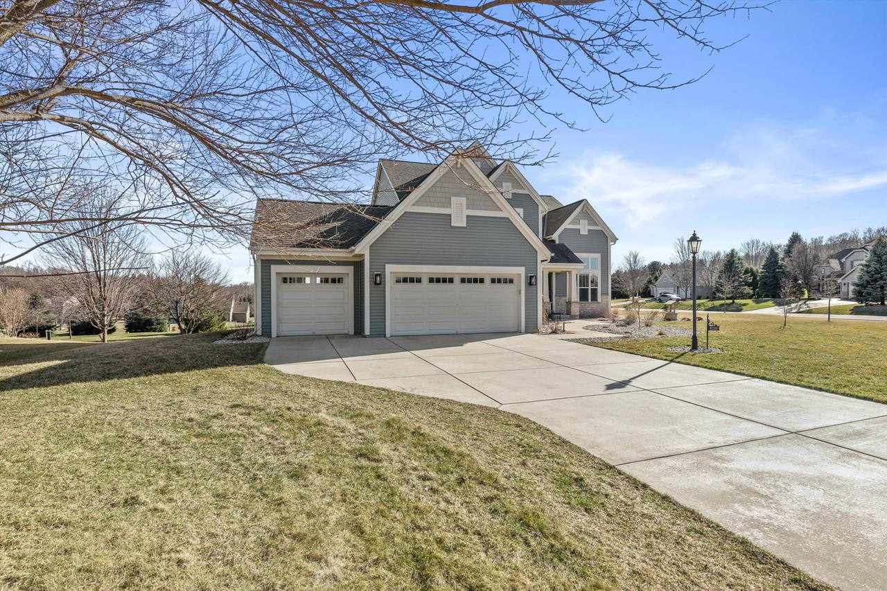 W222S3988 Timm DRIVE