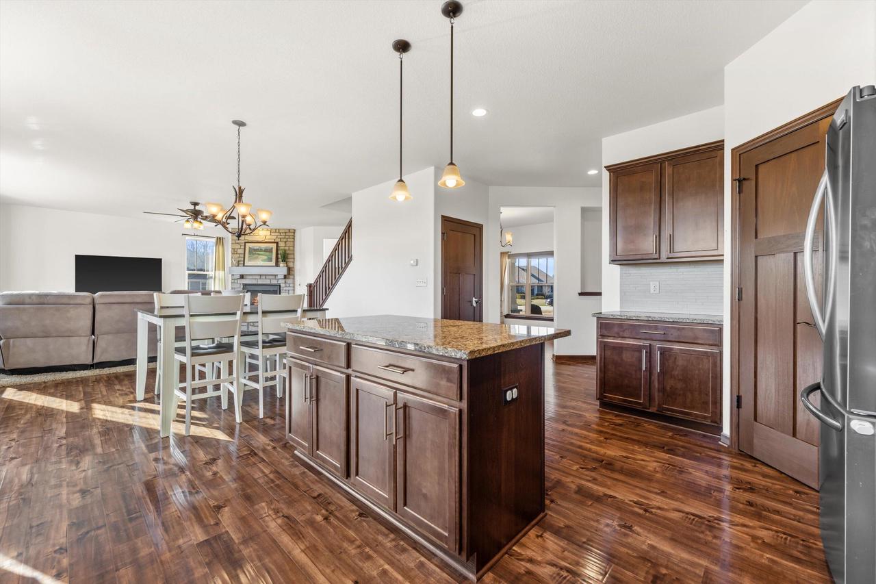 W222S3988 Timm DRIVE