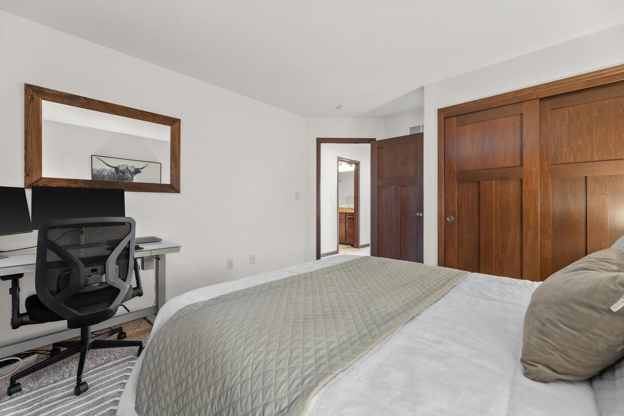 W222S3988 Timm DRIVE