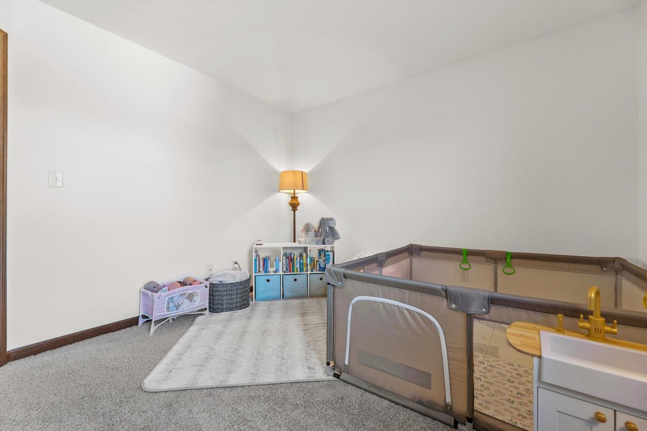 W222S3988 Timm DRIVE