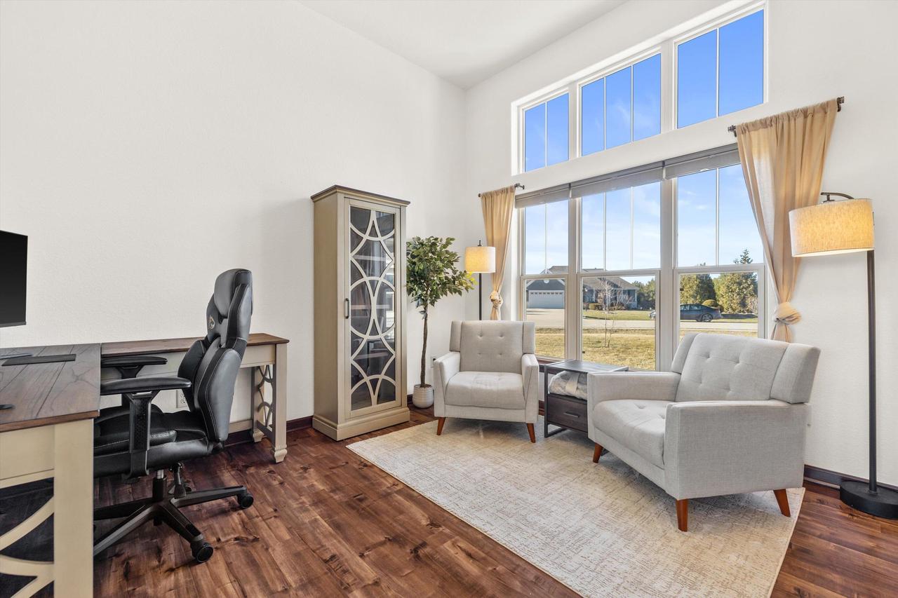 W222S3988 Timm DRIVE