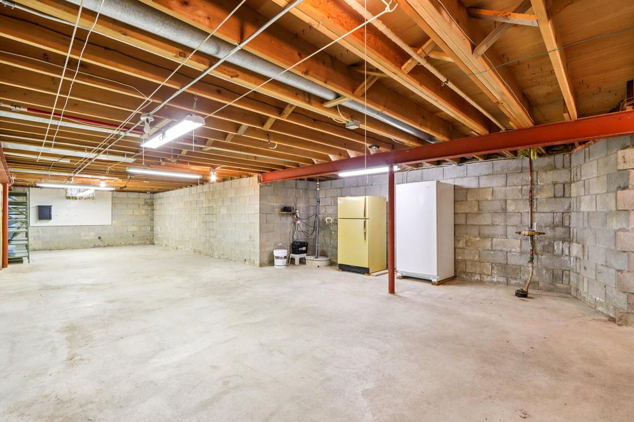 18215 Parish DRIVE