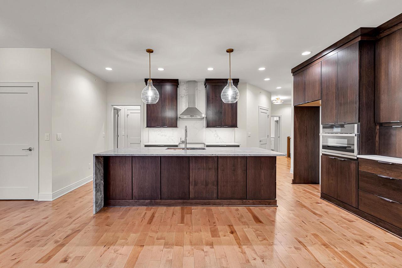 2960 North 186th STREET 10