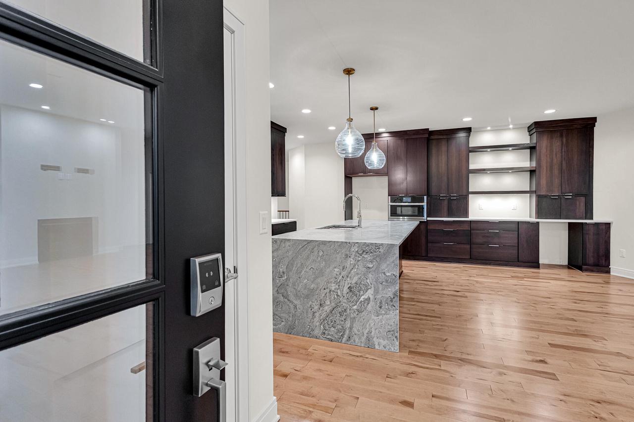 2960 North 186th STREET 10