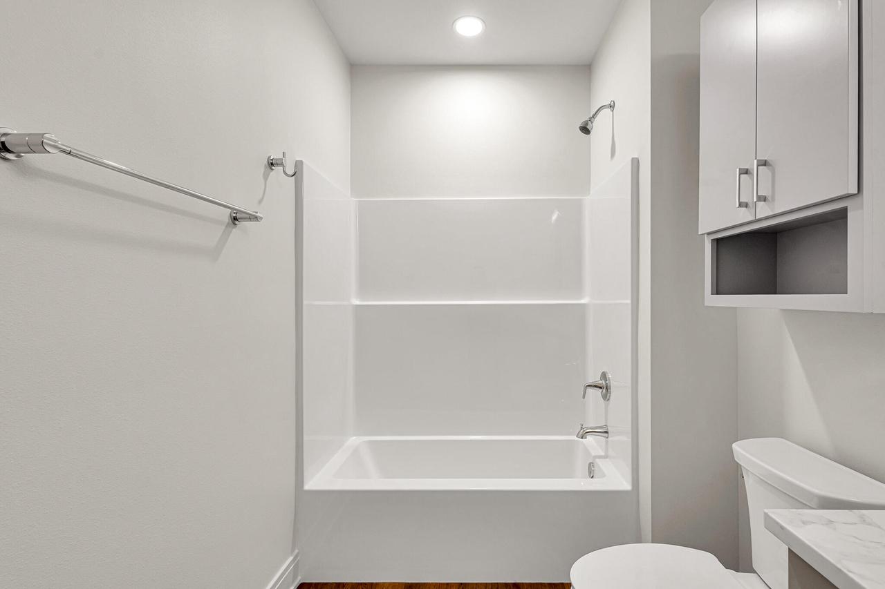 2960 North 186th STREET 10