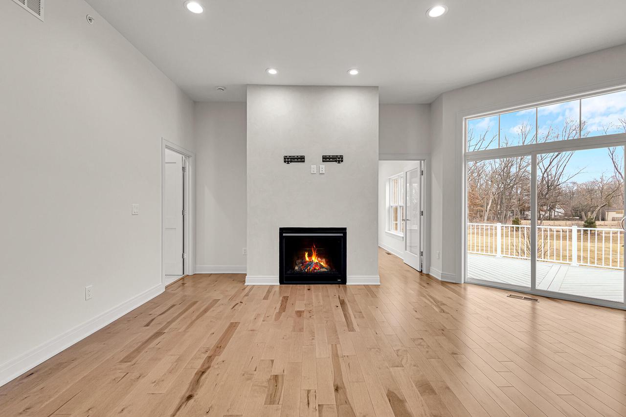 2960 North 186th STREET 10