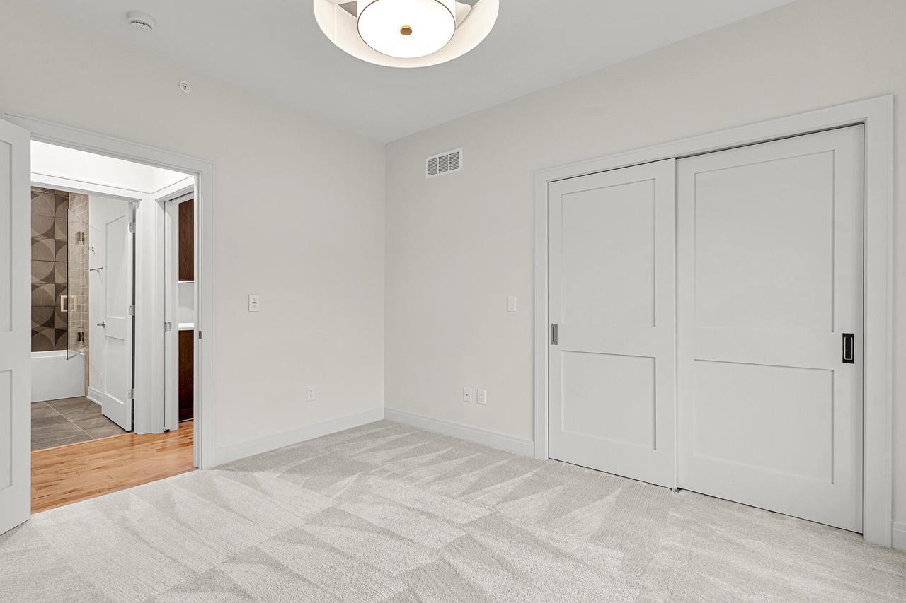 2960 North 186th STREET 10