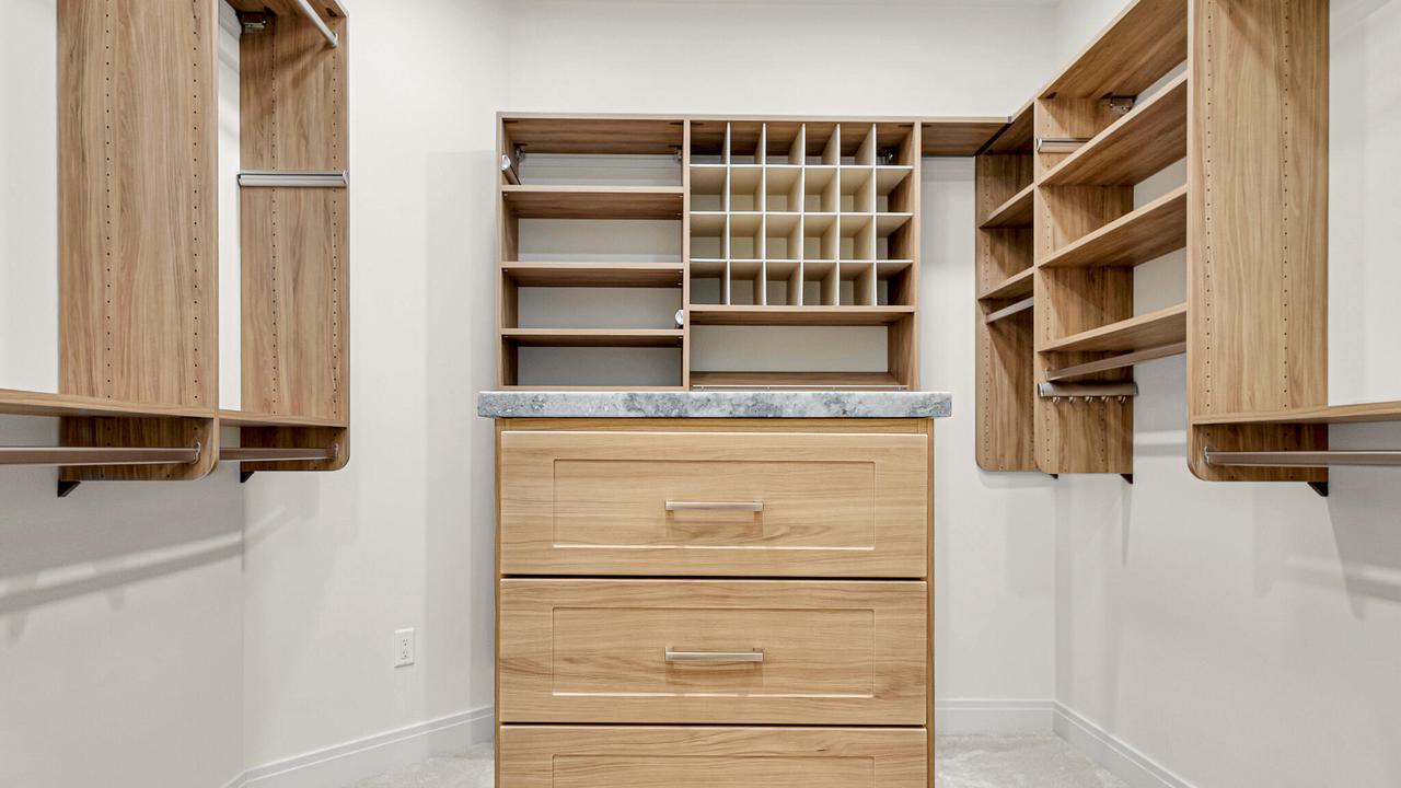 2960 North 186th STREET 10