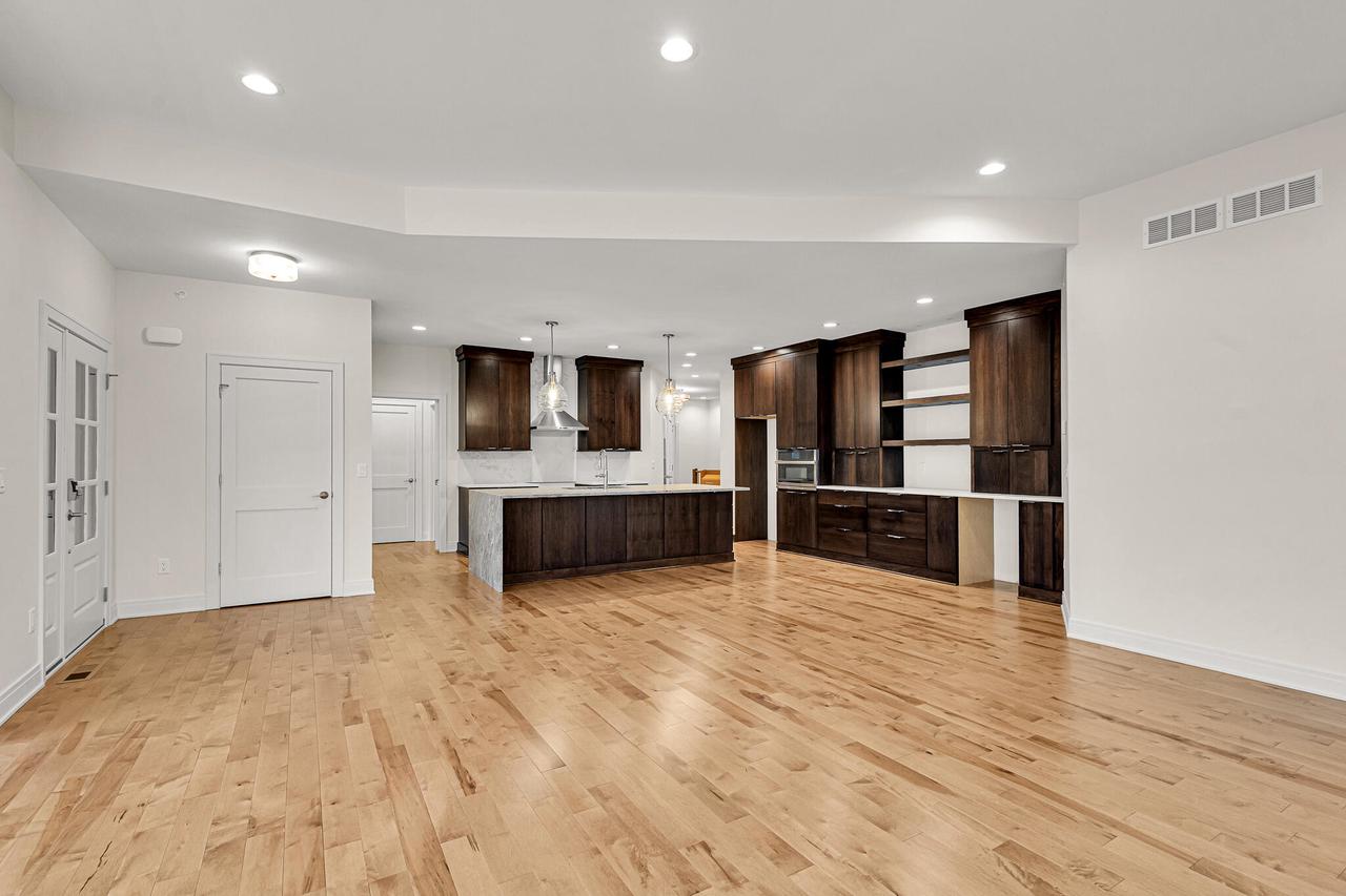 2960 North 186th STREET 10