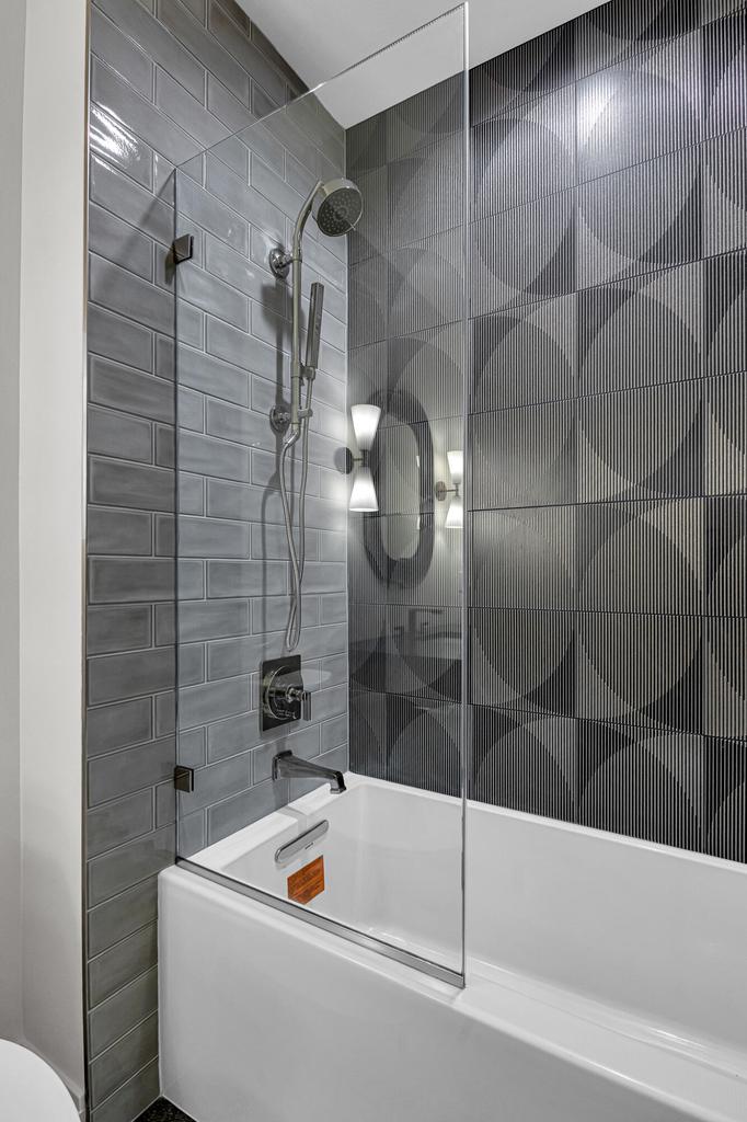 2960 North 186th STREET 10