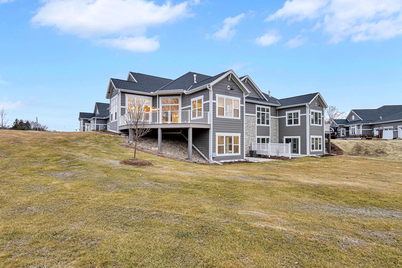 2960 North 186th STREET 10