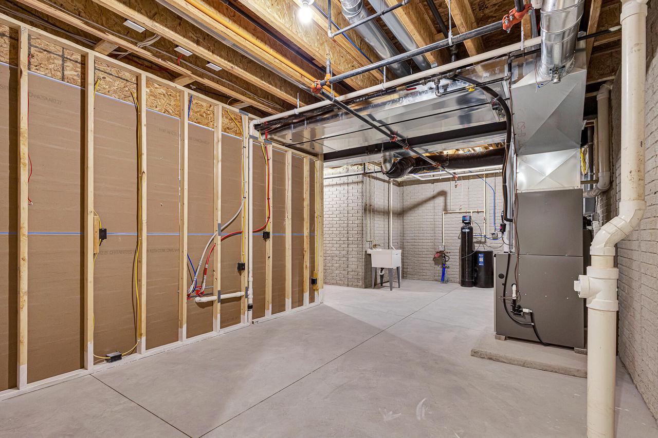 2960 North 186th STREET 10