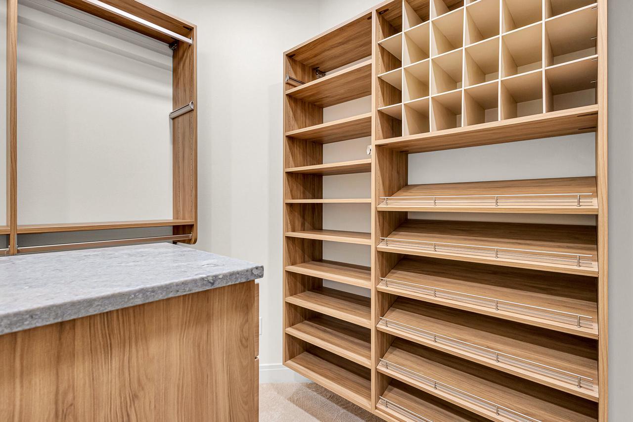 2960 North 186th STREET 10