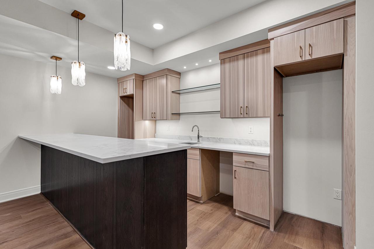 2960 North 186th STREET 10