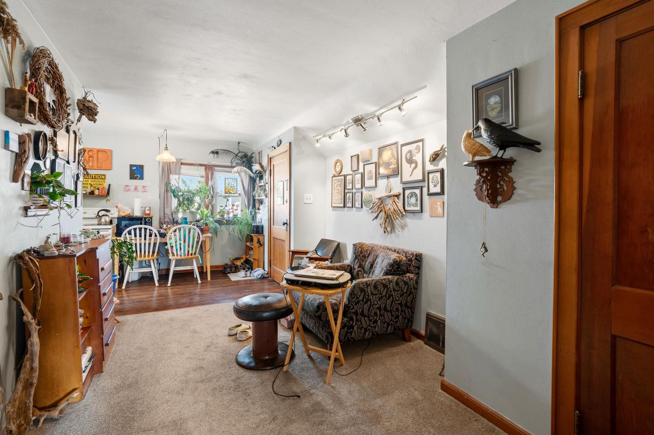 2222 S 72nd STREET