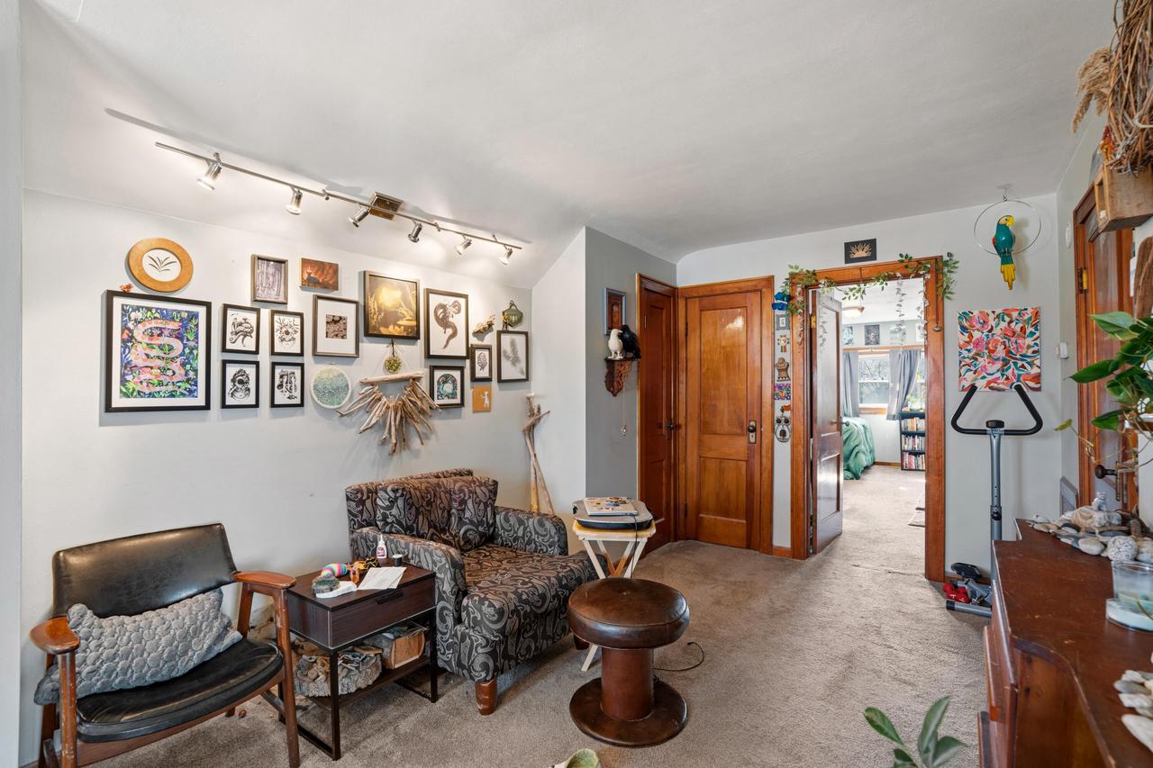 2222 S 72nd STREET