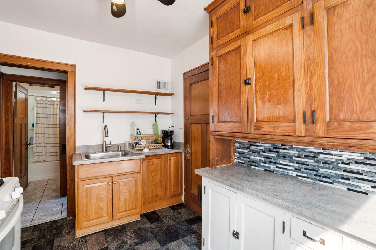 2222 S 72nd STREET