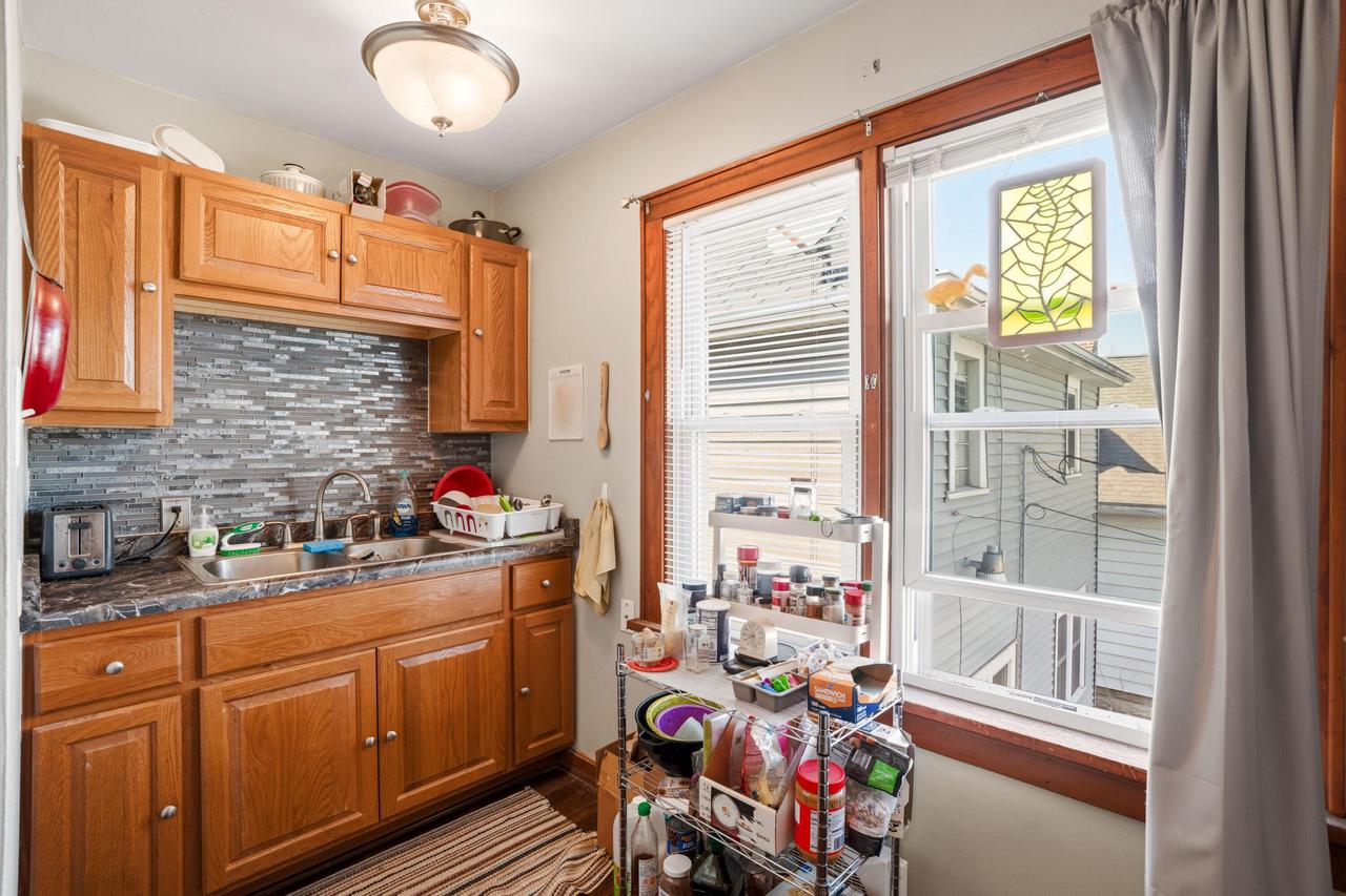 2222 S 72nd STREET