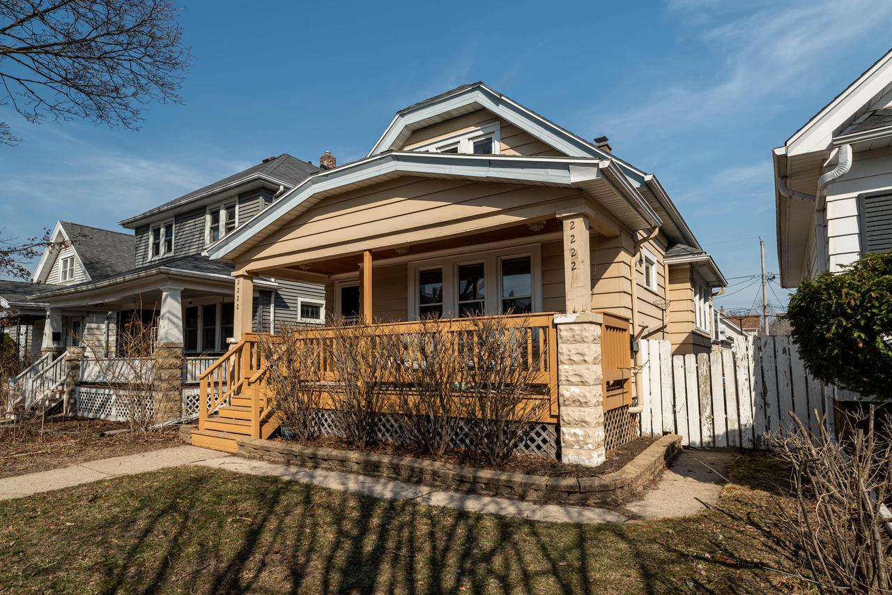 2222 S 72nd STREET