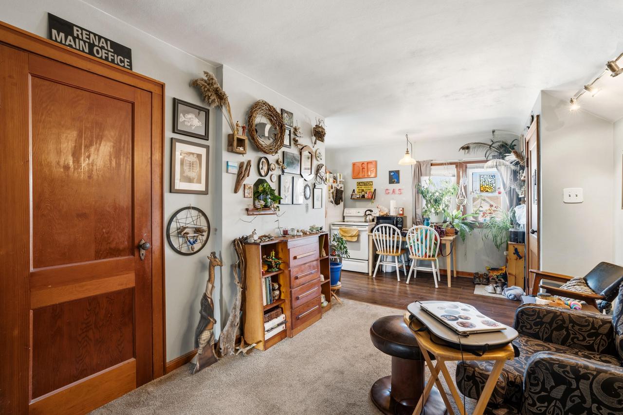 2222 S 72nd STREET