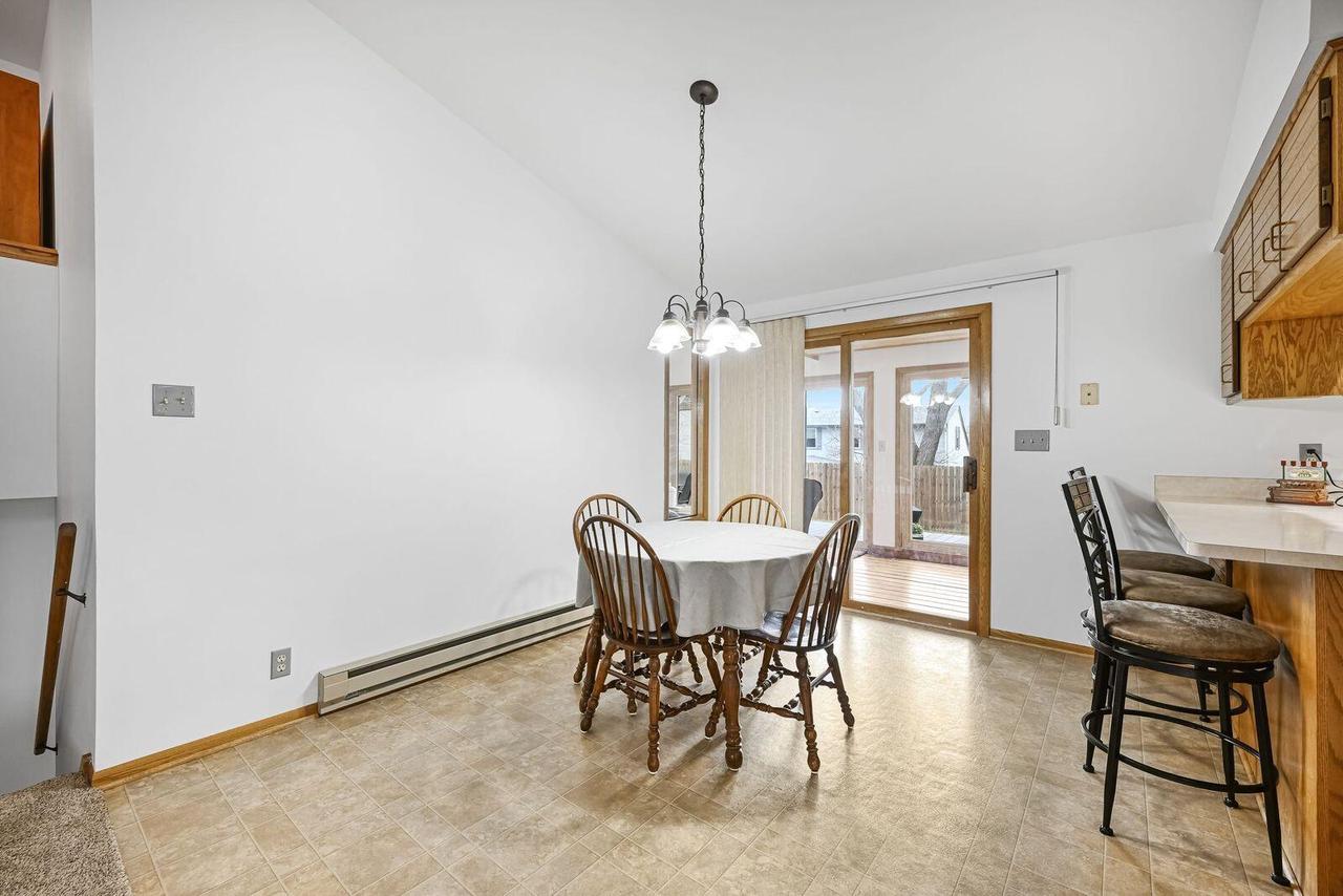 16285 West Mayflower DRIVE