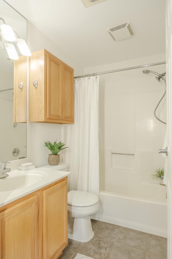 1108 North Milwaukee STREET 320