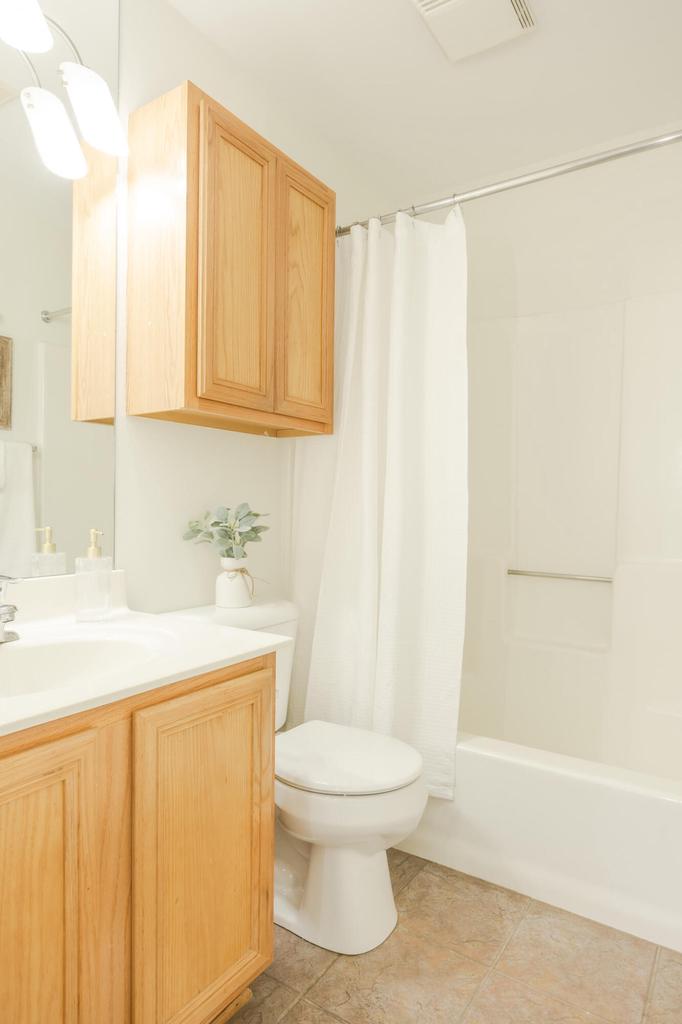 1108 North Milwaukee STREET 320