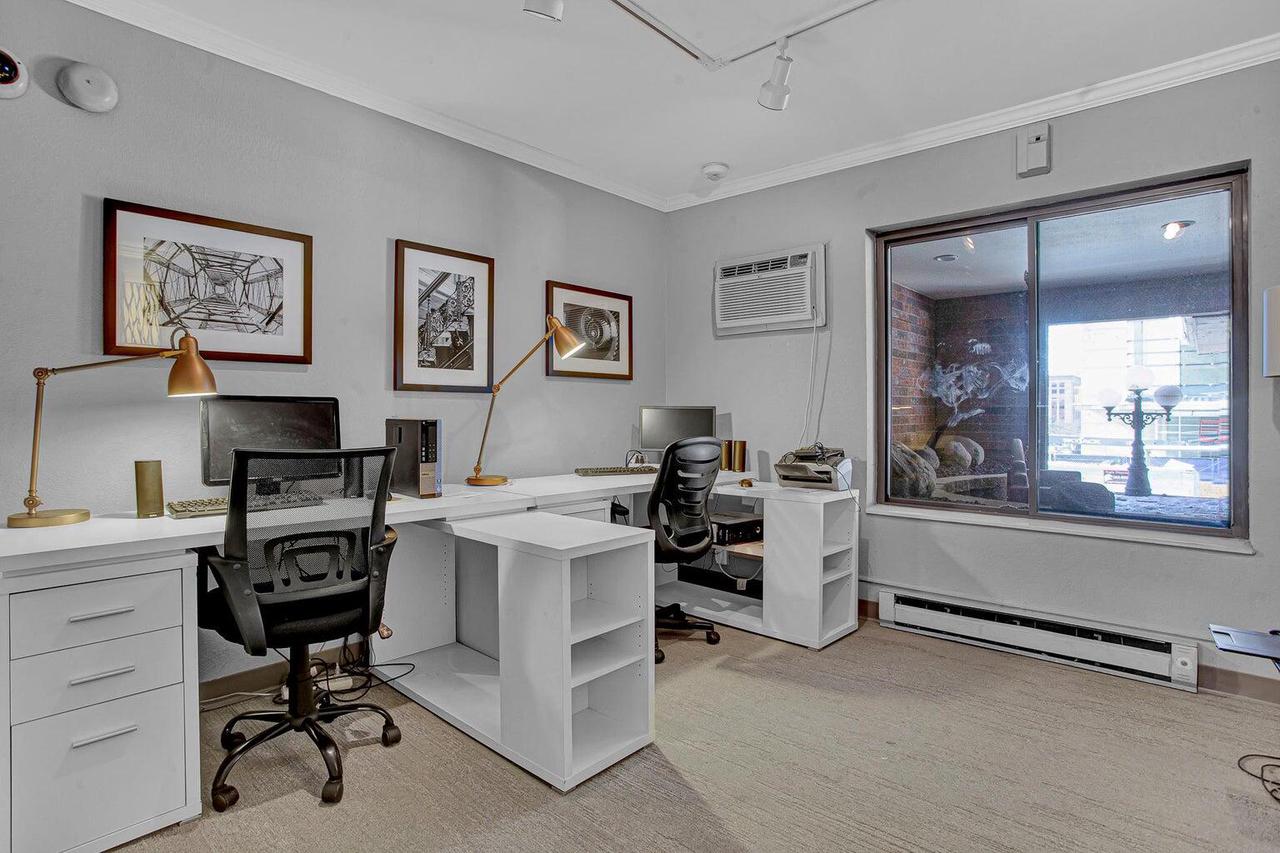 1108 North Milwaukee STREET 320