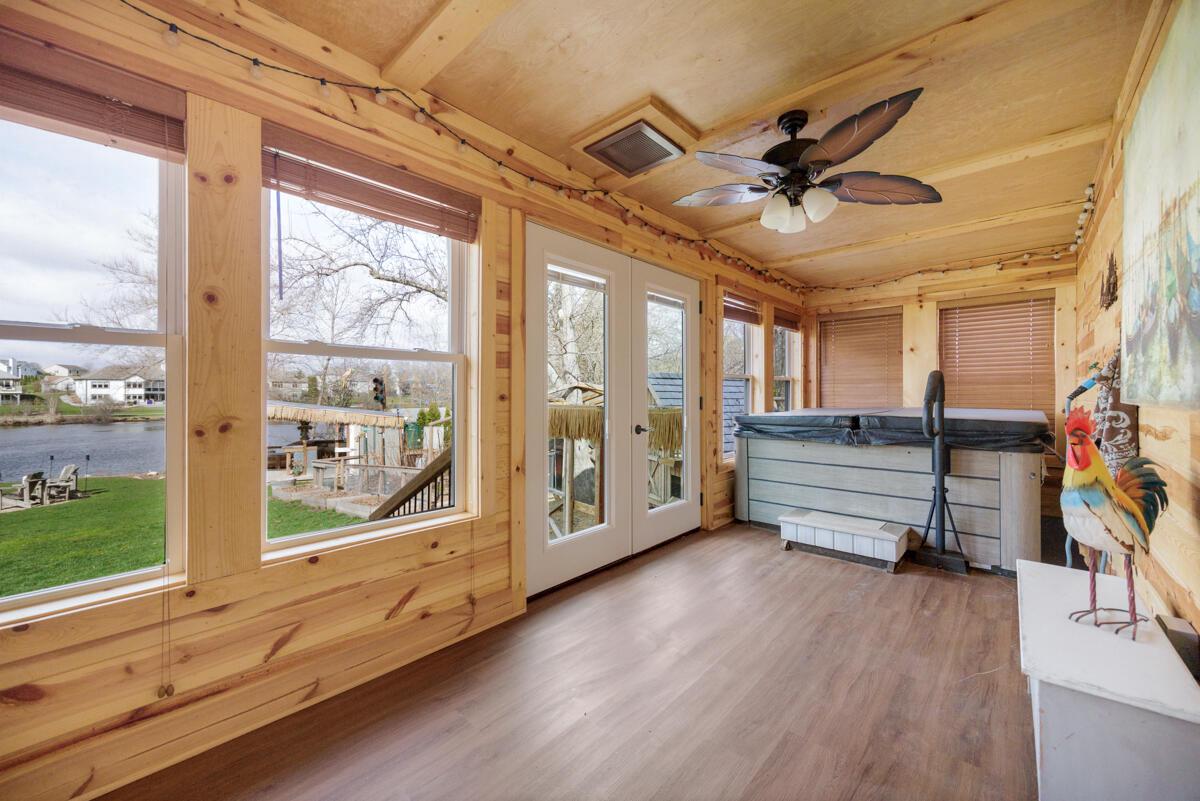 2530 North River ROAD