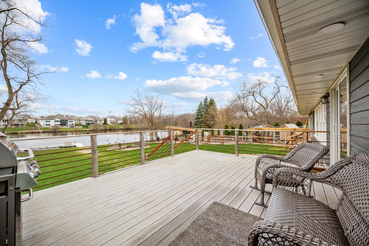 2530 North River ROAD