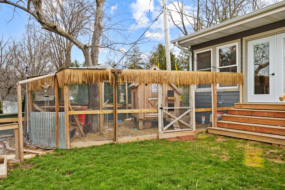 2530 North River ROAD