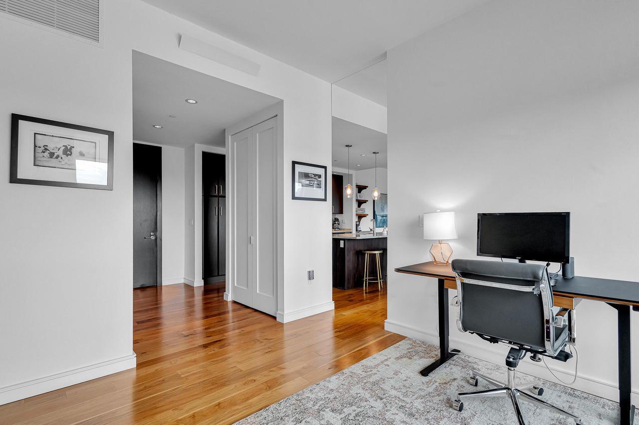 106 West Seeboth STREET 1203