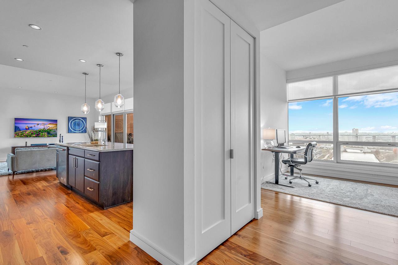 106 West Seeboth STREET 1203