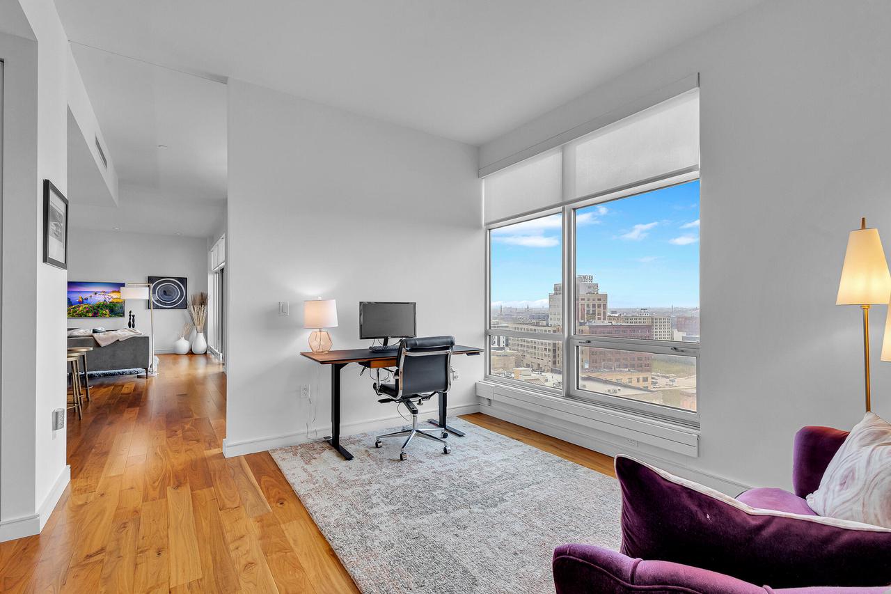 106 West Seeboth STREET 1203