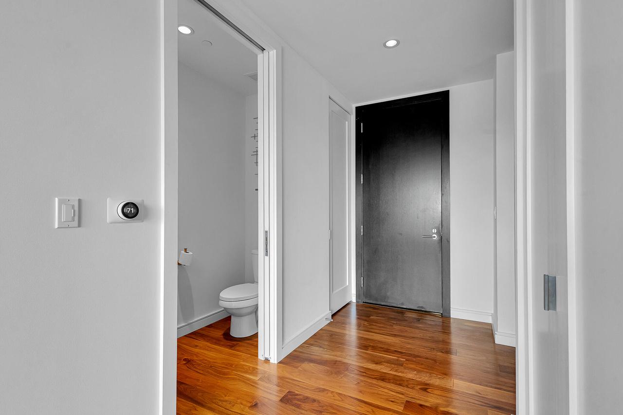 106 West Seeboth STREET 1203