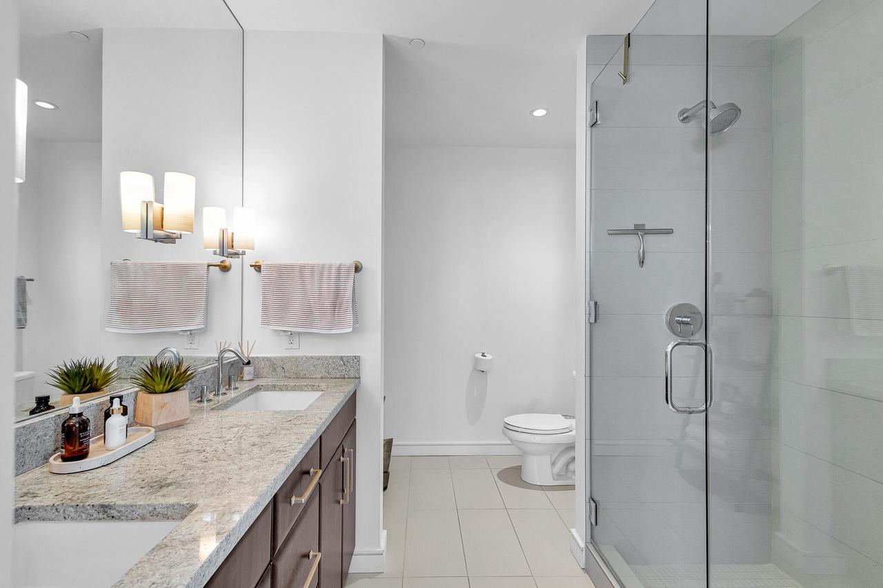 106 West Seeboth STREET 1203