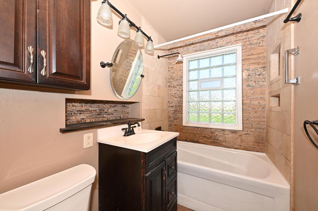 2627 South 75th STREET