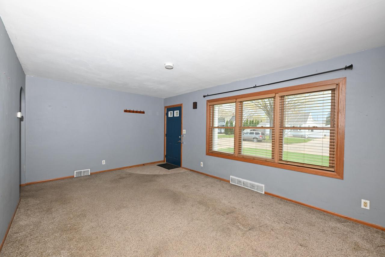 2627 South 75th STREET