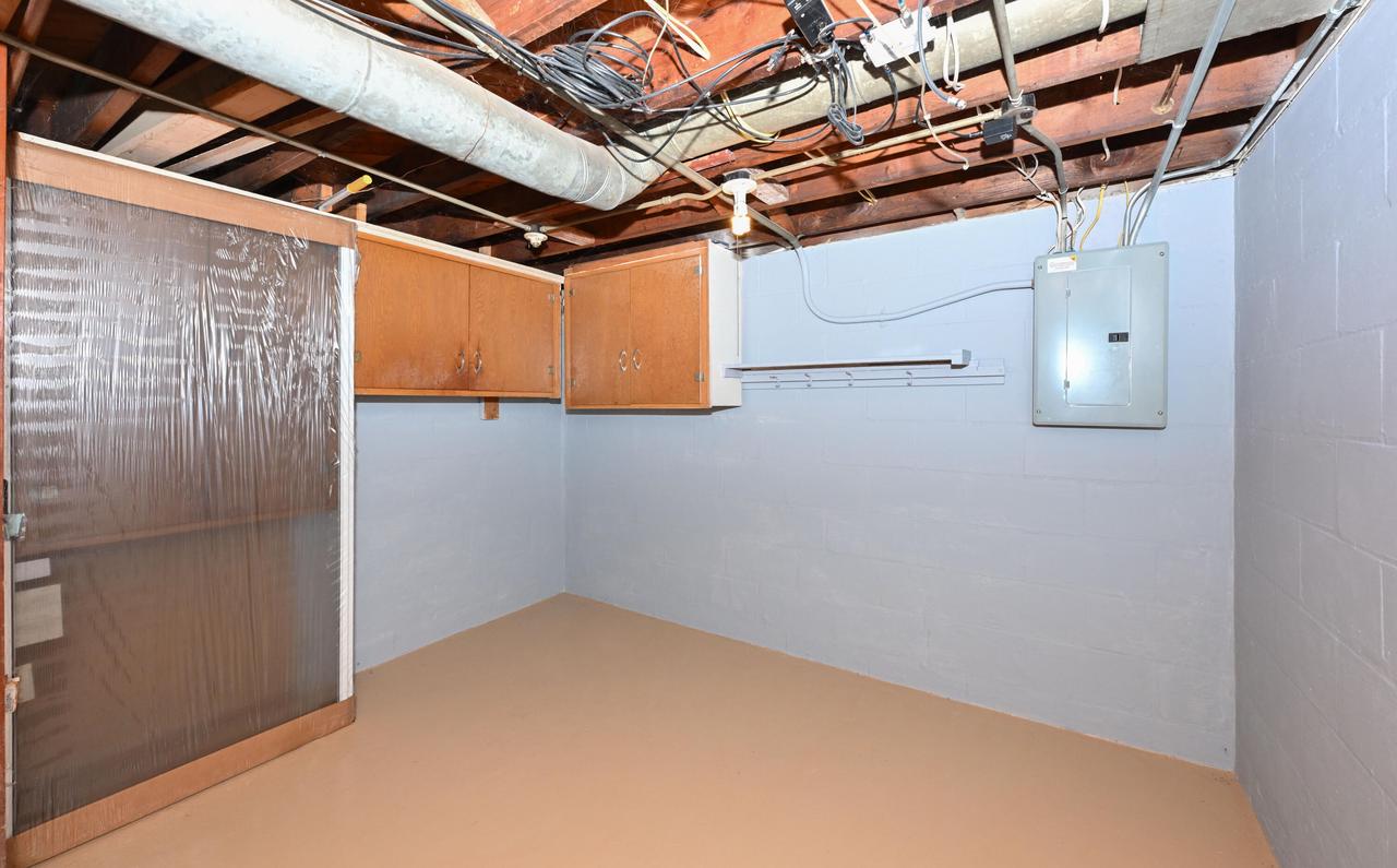 2627 South 75th STREET