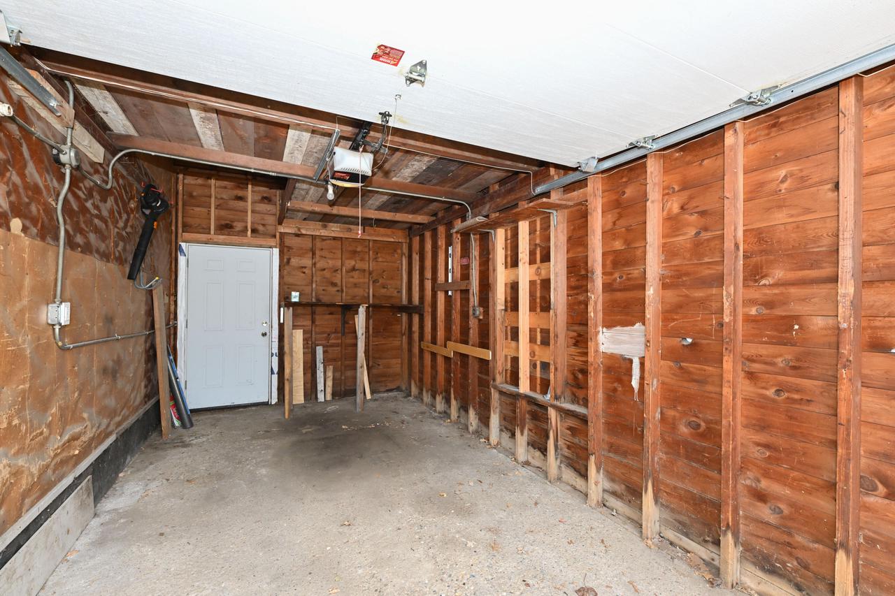 2627 South 75th STREET