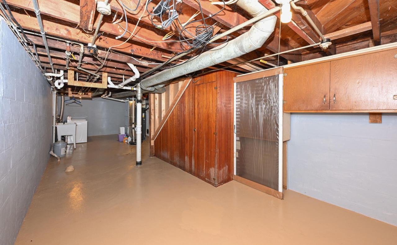 2627 South 75th STREET