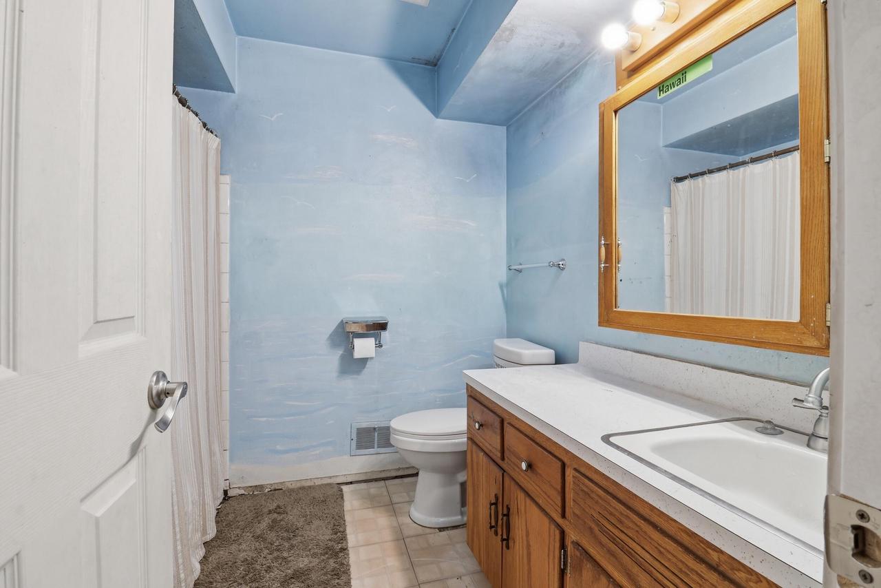 6731 South 111th STREET