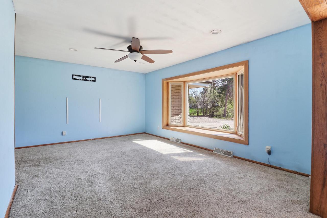 6731 South 111th STREET