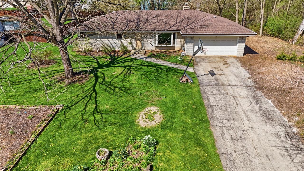 6731 South 111th STREET