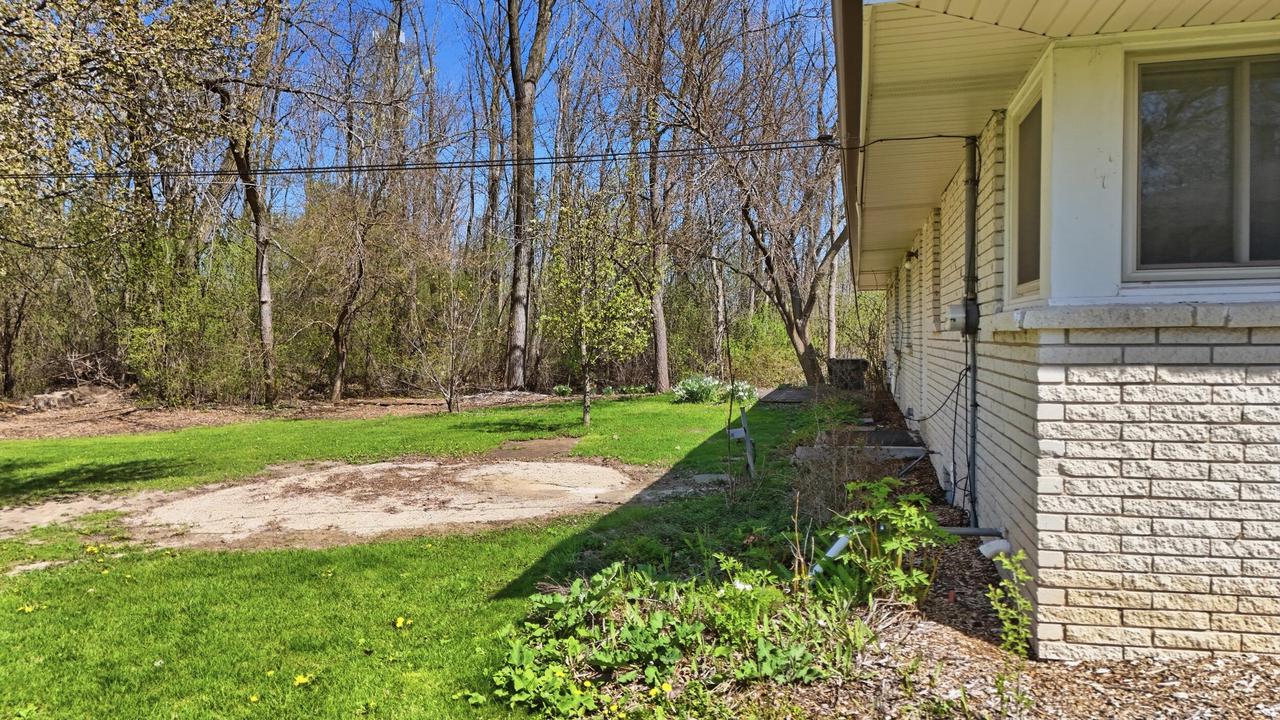 6731 South 111th STREET