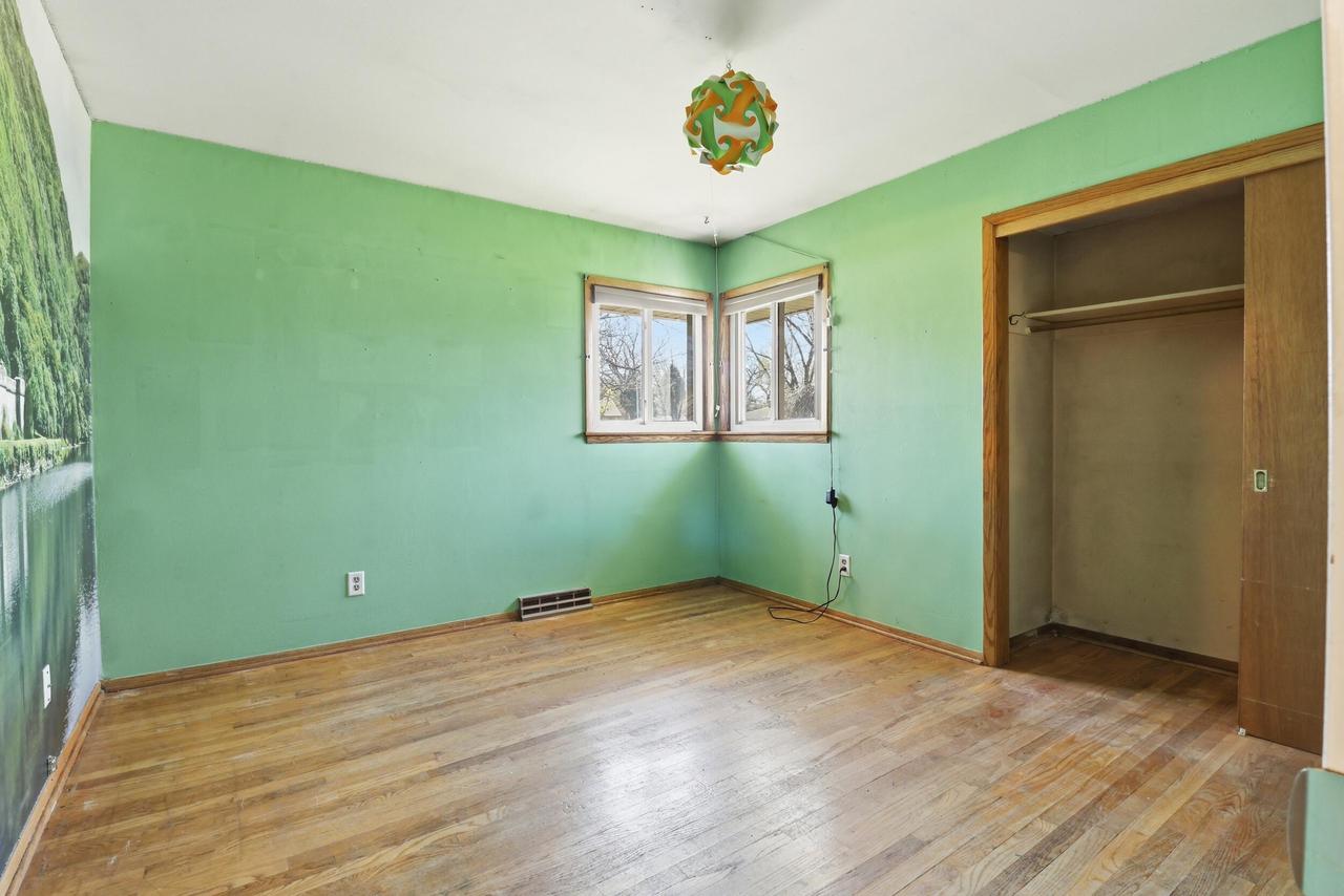 6731 South 111th STREET