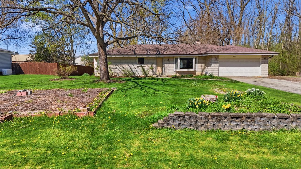 6731 South 111th STREET